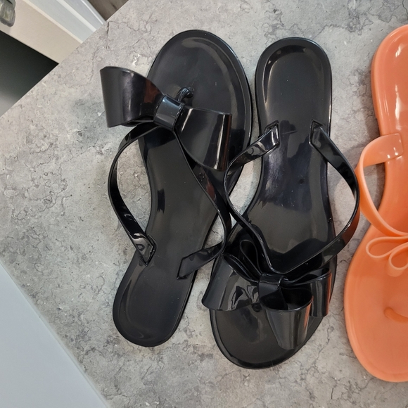 Silicone Flip Flop with Bow - Picture 3 of 10